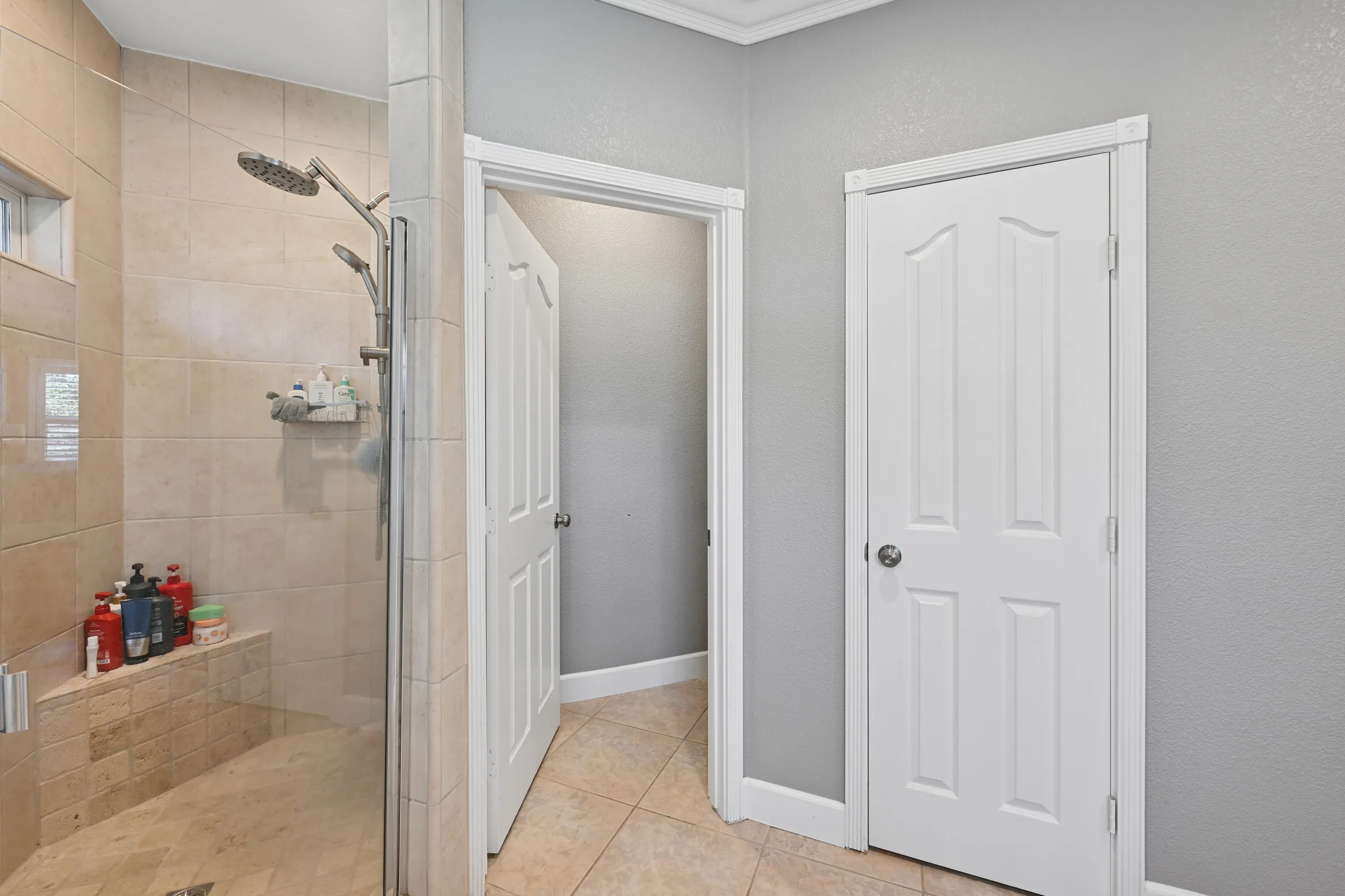 McCourtney Road · Primary bath detail