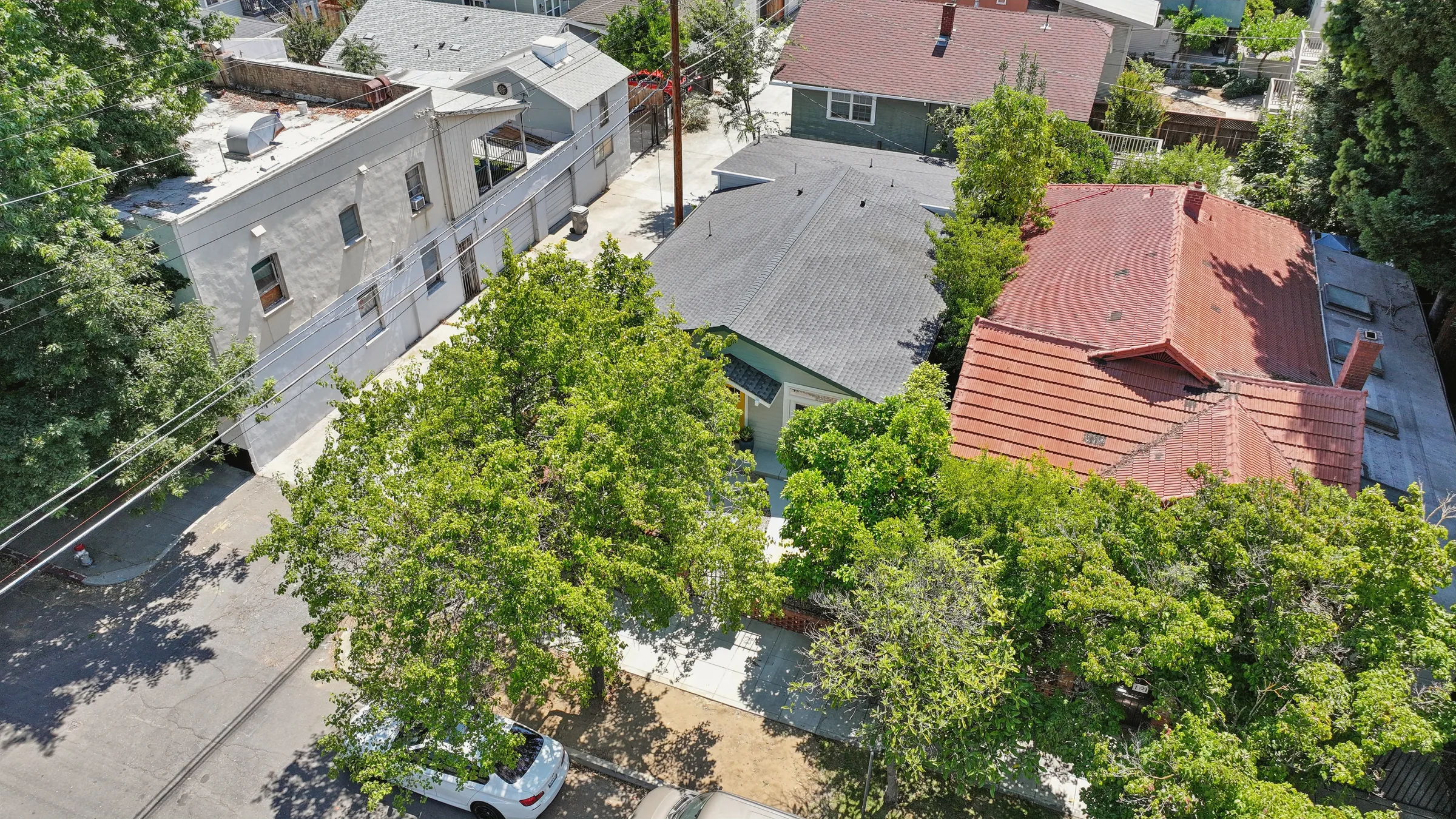 6th Street · Aerial context