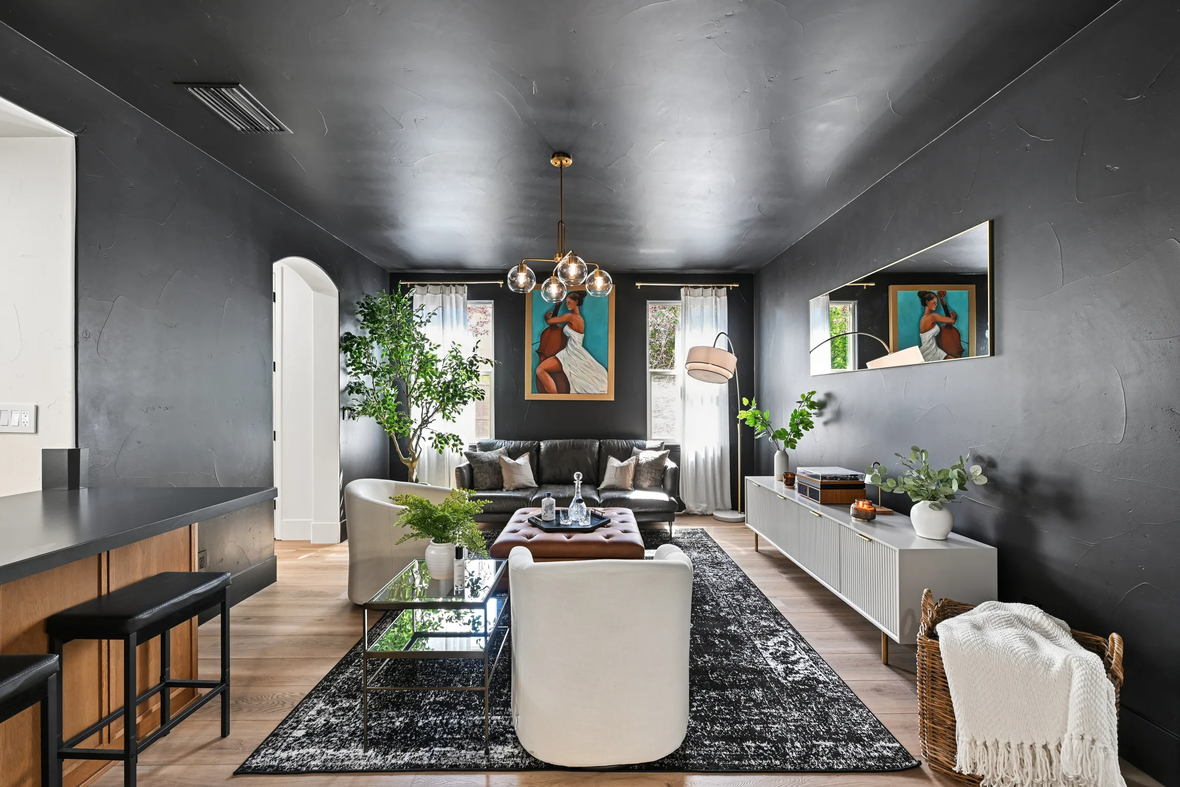 Sorrell Circle · Living room
